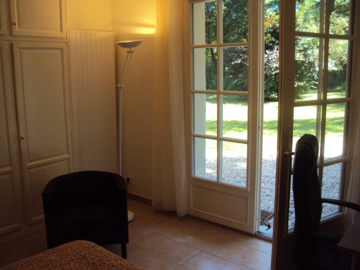 Domaine De Chantemerles ฟงแตนโบล ภายนอก รูปภาพ